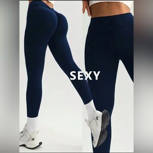 NWOT High-Waisted Scrunch Butt Leggings V-Waist Booty Lift Navy Blue